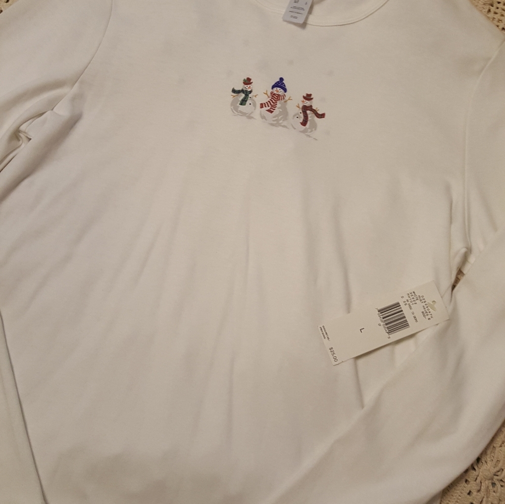 Jones New York snowman t-shirt..